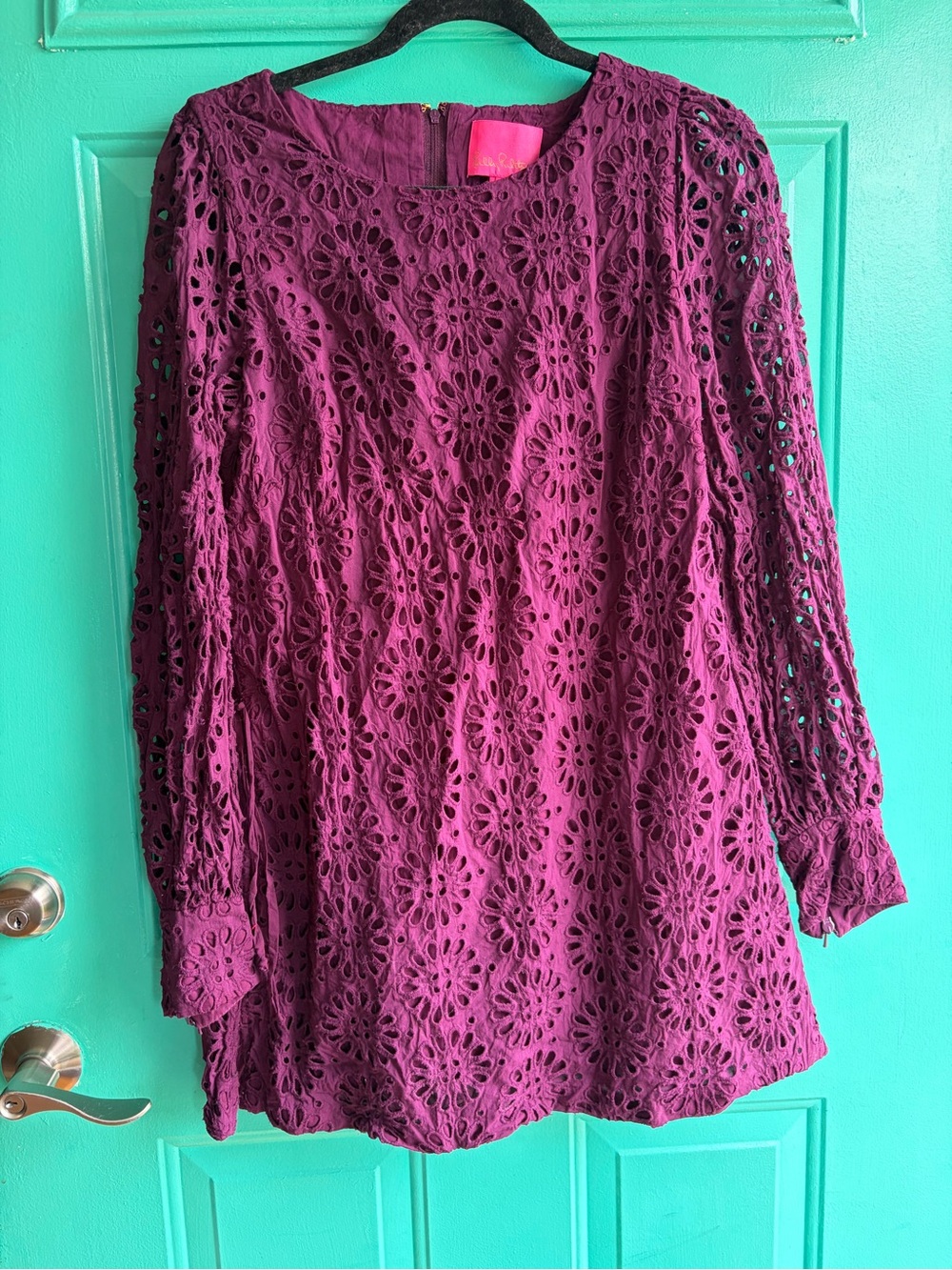 EUC Lilly Pulitzer Eyelet Romper - 12 - Cherry